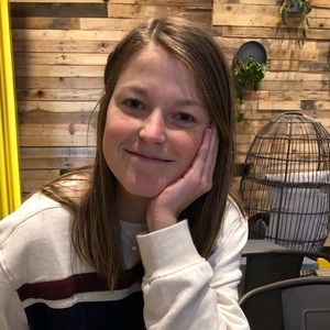 Meet your Posher, Hannah